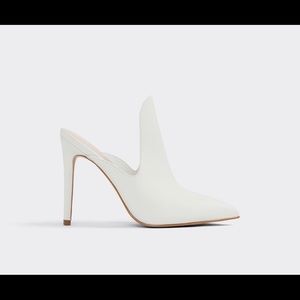 Aldo Tenno white mules